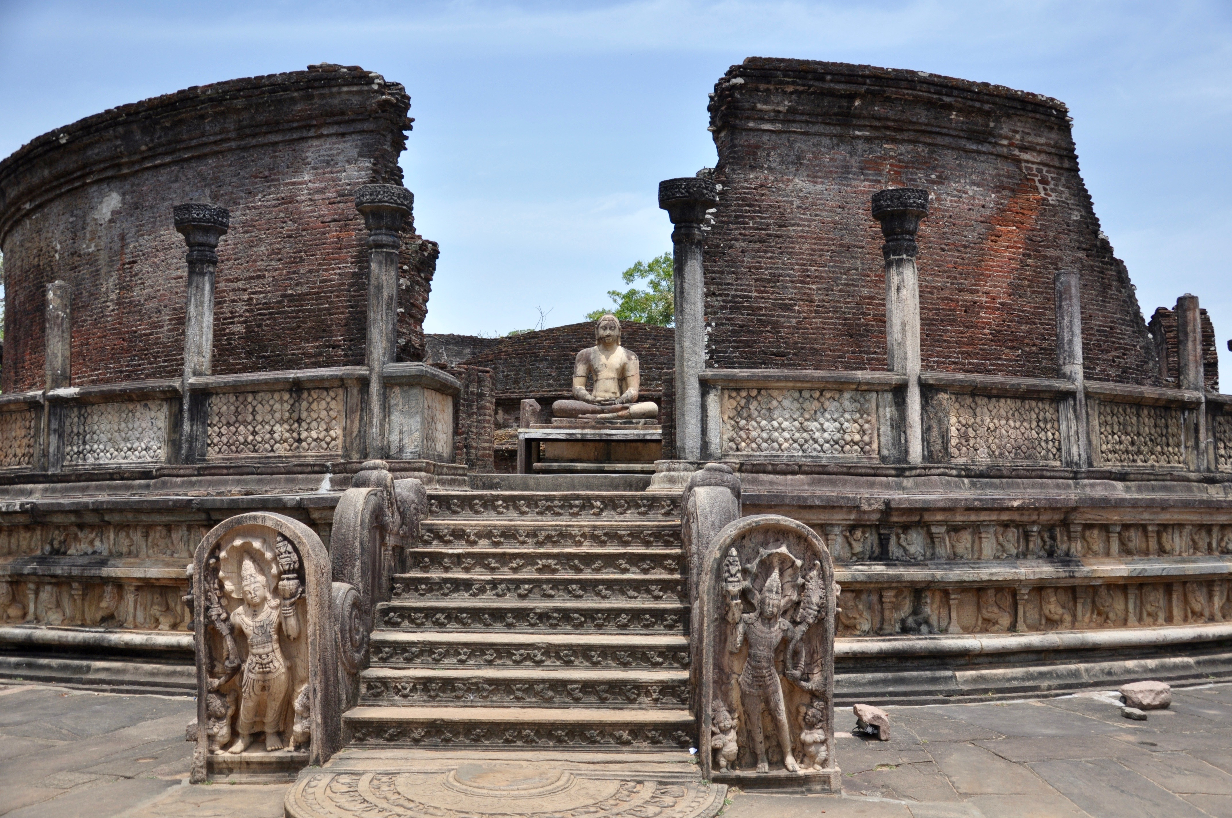 The Polonnaruwa Vatadage